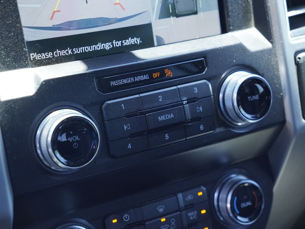 Used 2019 Black Ford Platinum image 15