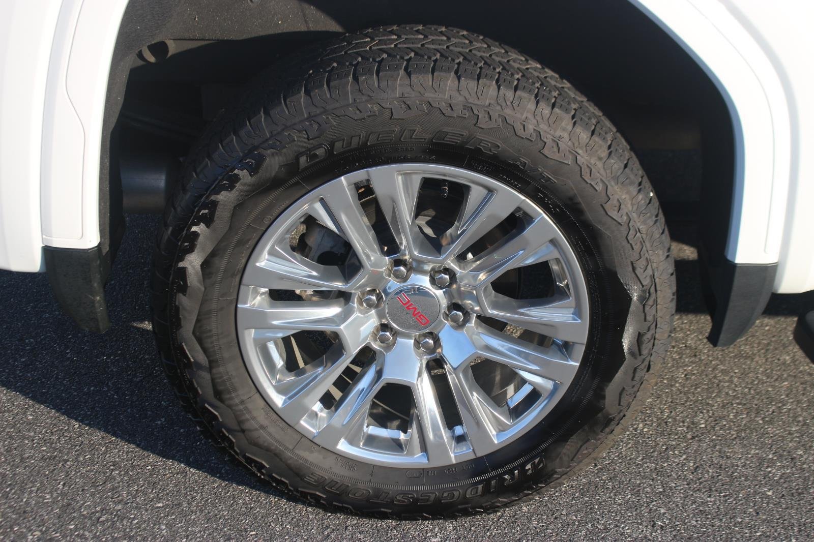 Used 2023 Summit White GMC Denali image 38