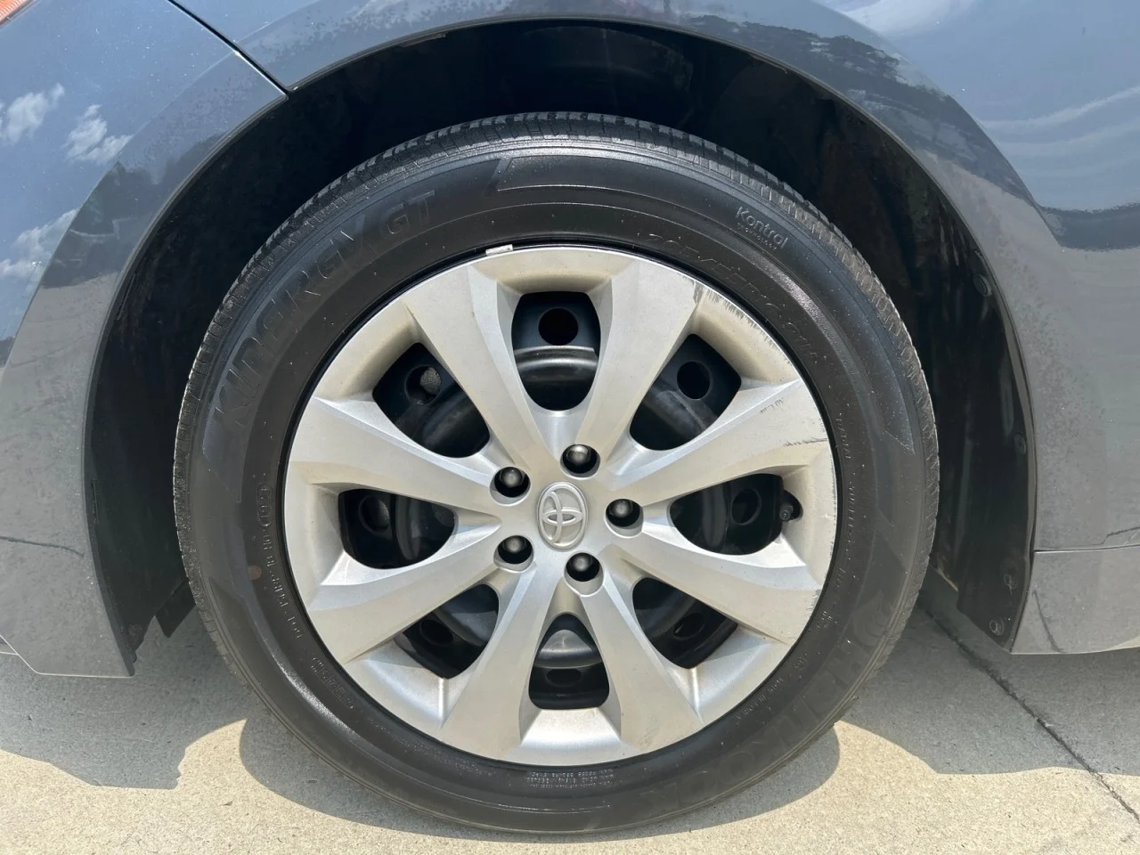 Used 2024 Underground Toyota LE image 9