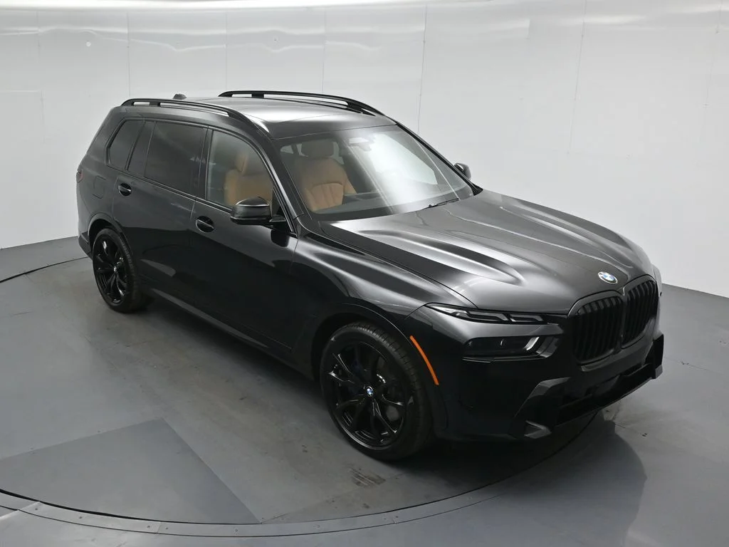 Used 2026 Black BMW xDrive40i image 40