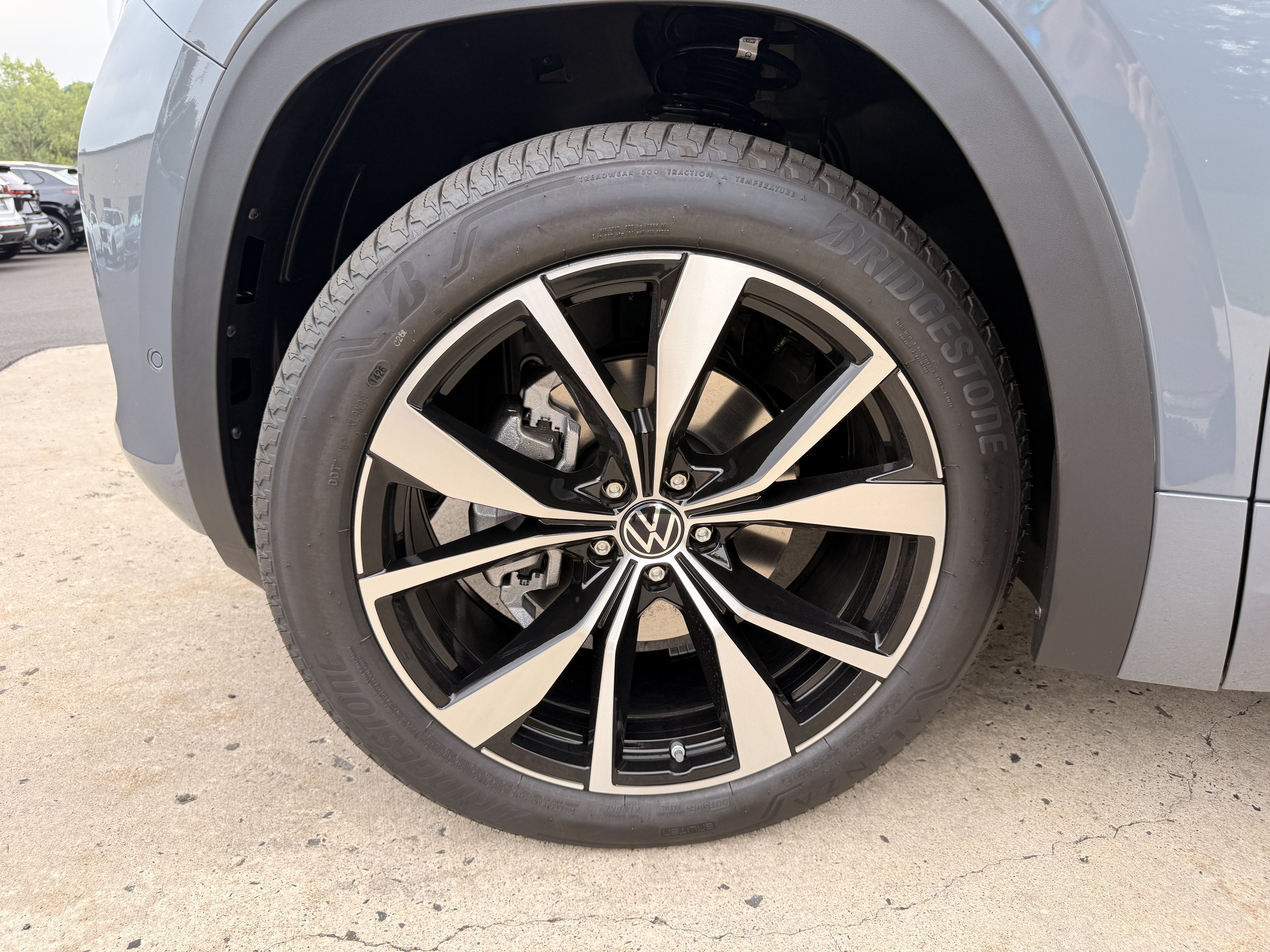 New 2026 Pure Gray Volkswagen 2.0T SEL Premium R-Line image 22
