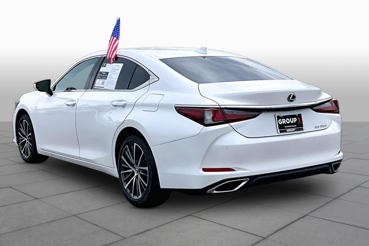 Used 2024 Eminent White Pearl Lexus  image 12