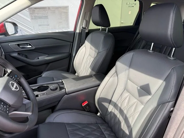 New 2026 Scarlet Ember Tintcoat Nissan Platinum image 12