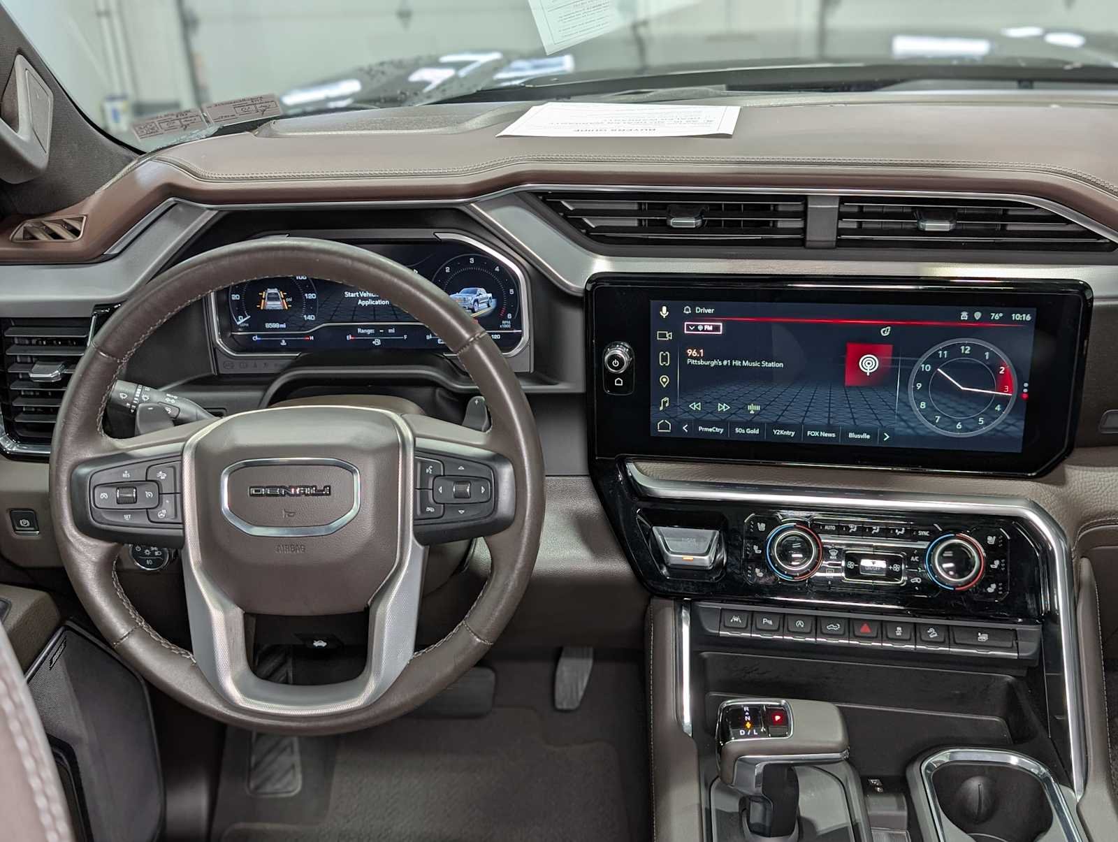 Used 2023 Onyx Black GMC Denali image 5