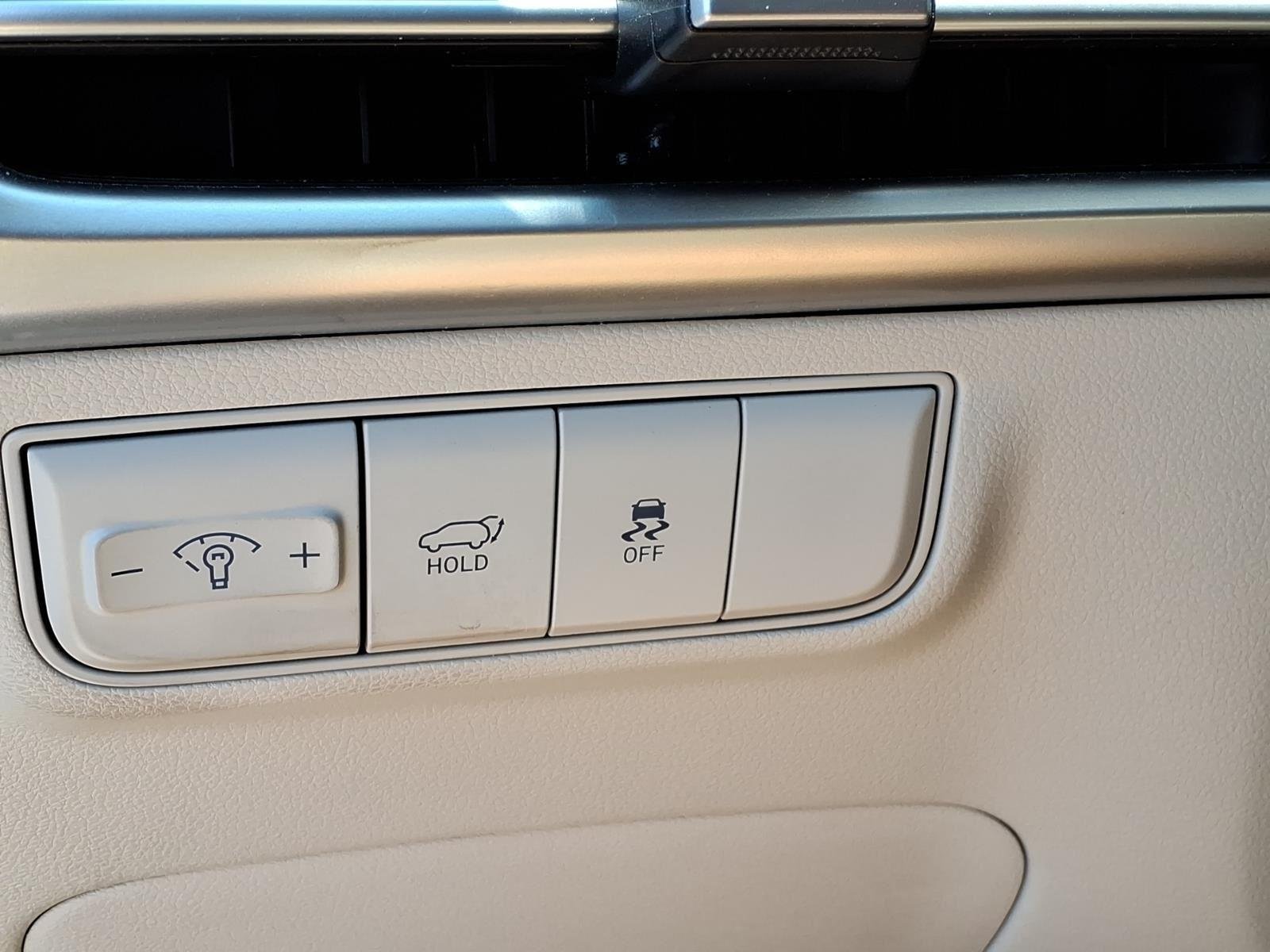 Used 2025 Atlantis Blue Hyundai SEL image 8