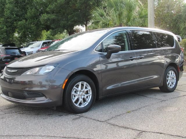 Certified Used 2023 Gray Chrysler LX image 3