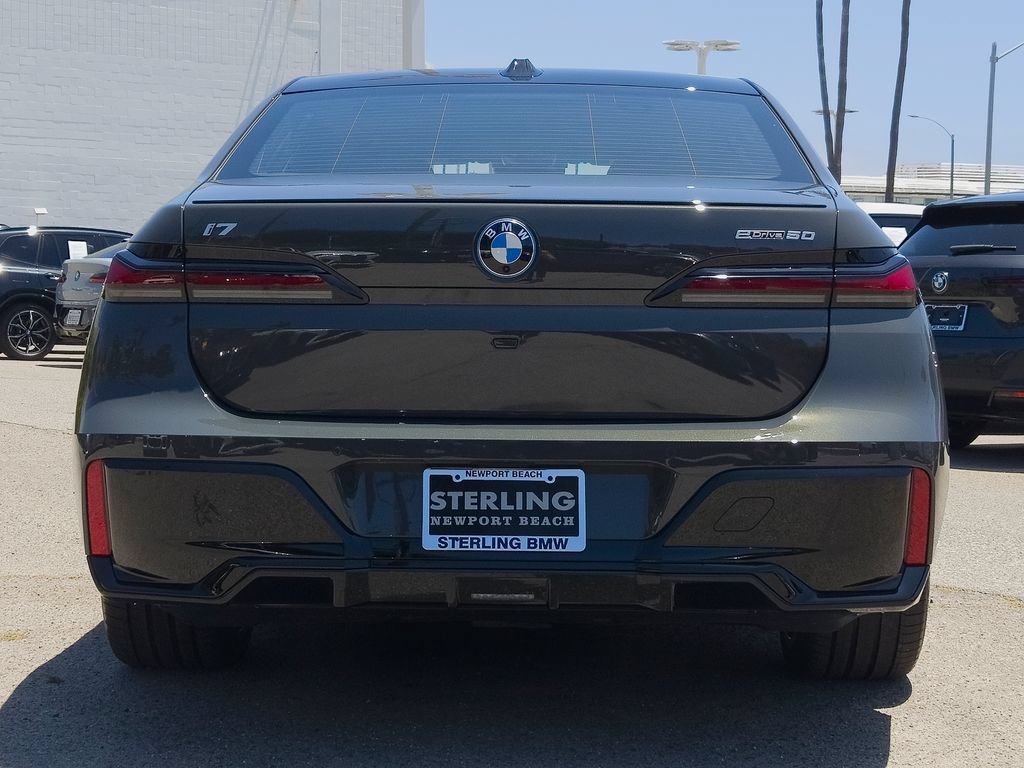 New 2026 Dravit Grey Metallic BMW eDrive50 image 16