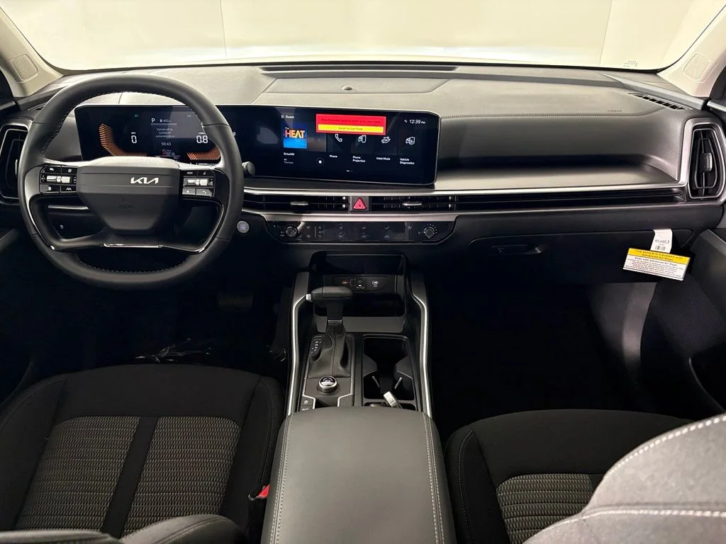 New 2026 Glacial White Pearl Kia LX image 39
