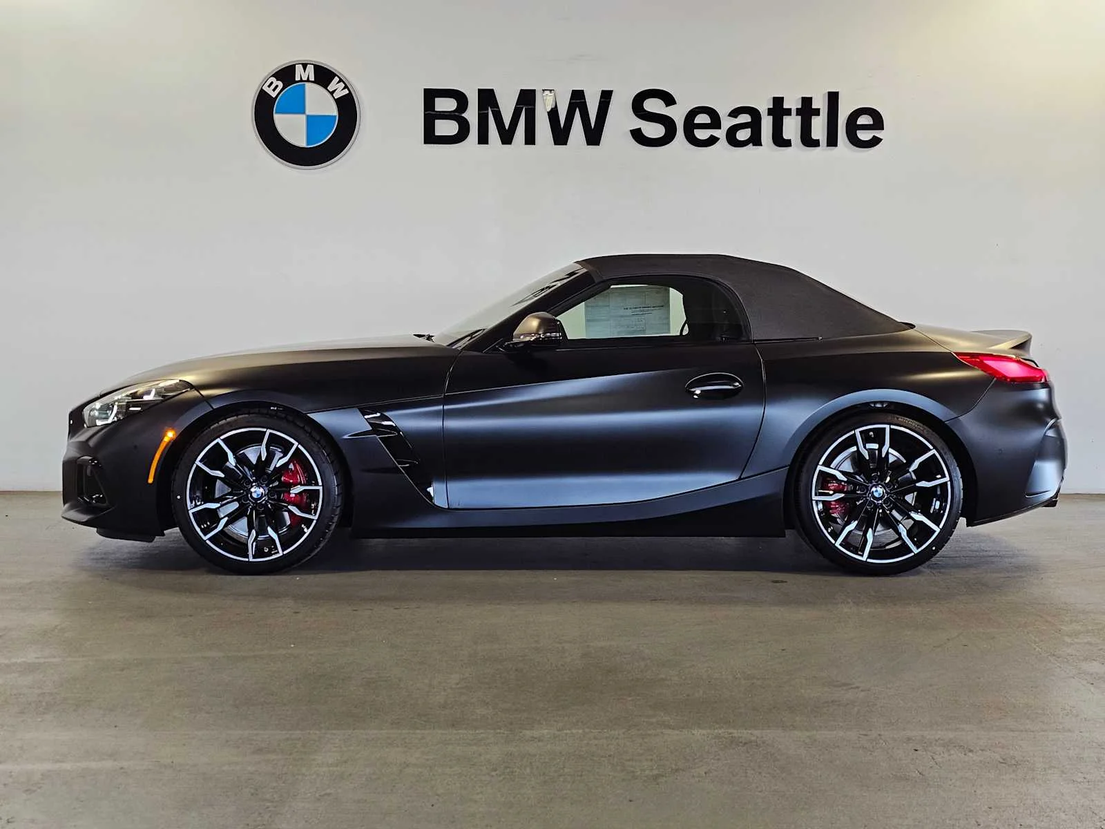 New 2026 BMW Z4 M40i Coupe in Seattle #TWY58237 | BMW Seattle