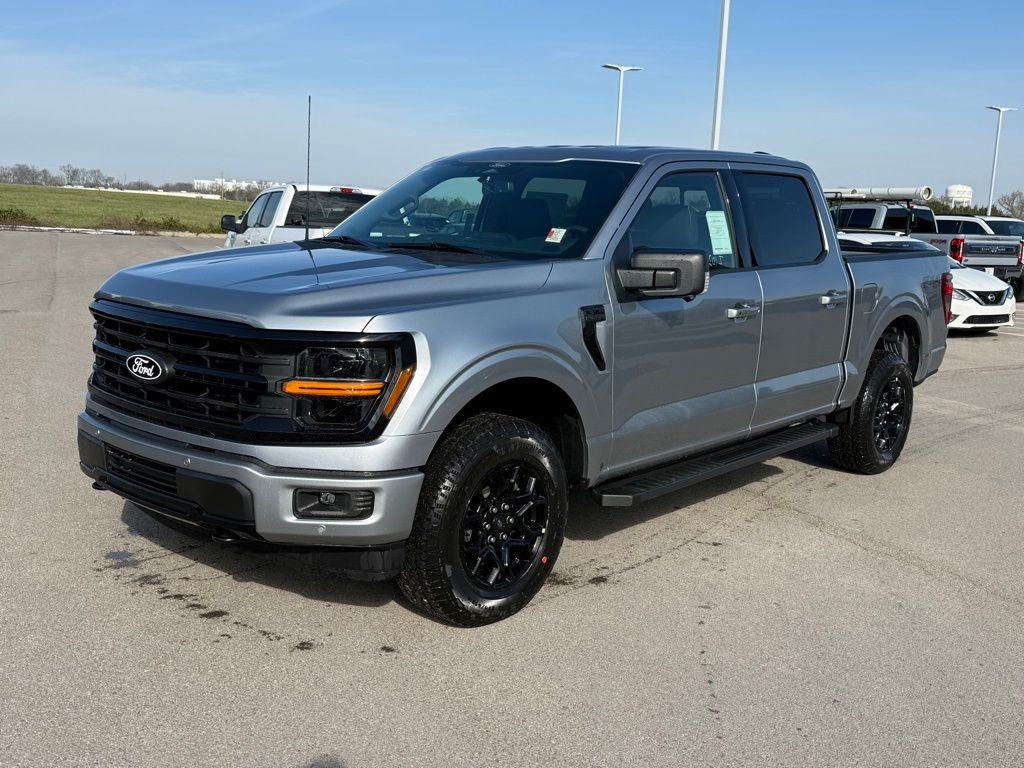 New 2026 Iconic Silver Metallic Ford XLT image 40