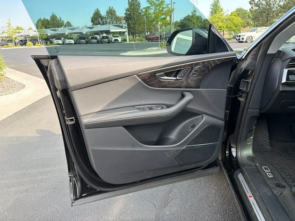 Used 2023 Black Audi 55 Premium Plus image 9