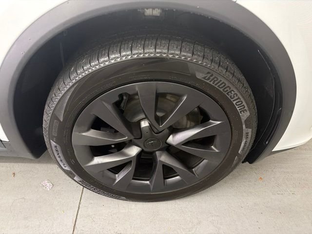 2022 Tesla Model X Long Range - Photo 26