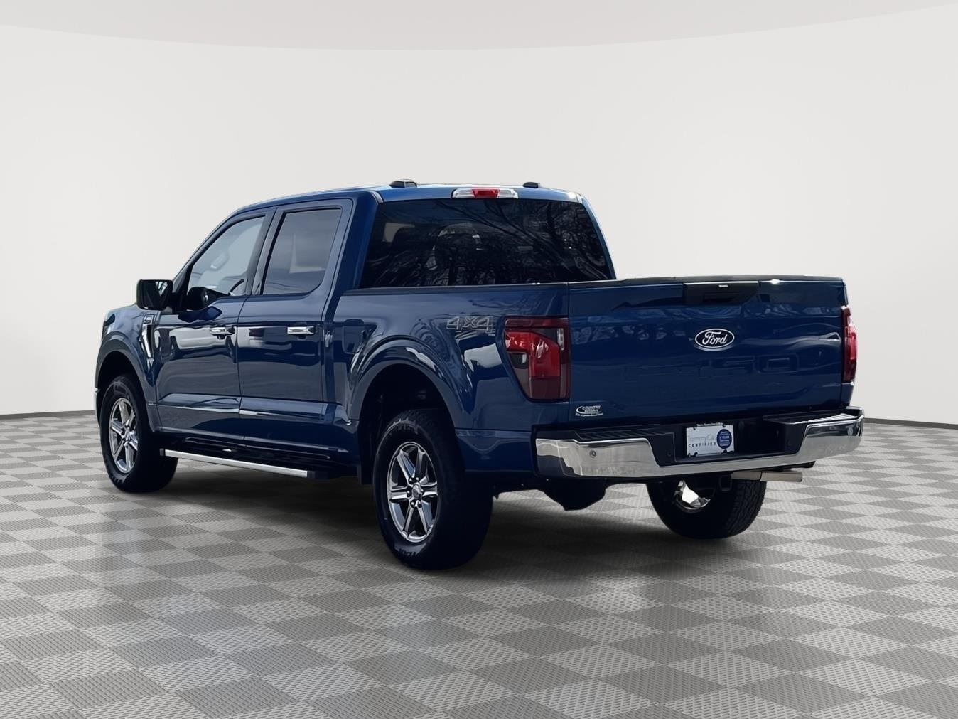 Used 2025 Atlas Blue Ford XLT image 9
