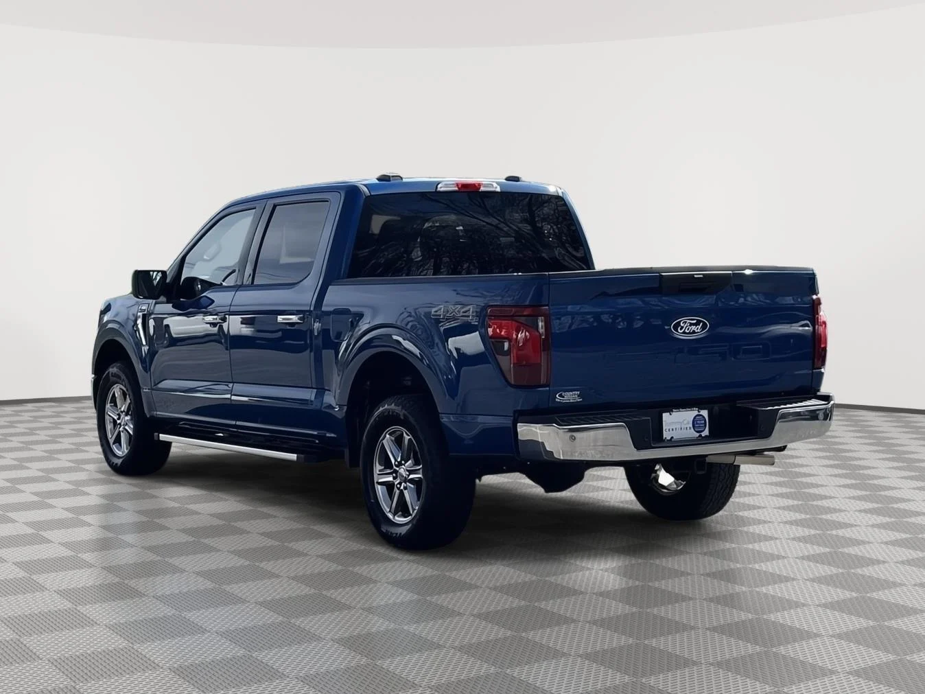 Used 2025 Atlas Blue Ford XLT image 9
