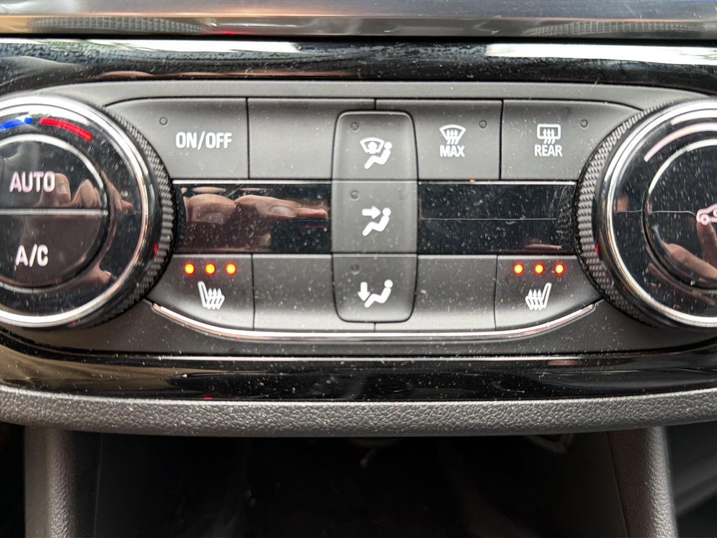 Used 2024 Summit White Buick Sport Touring image 3