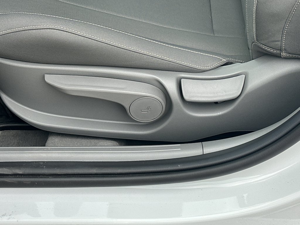 New 2026 Serenity White Hyundai SEL Sport Premium image 27