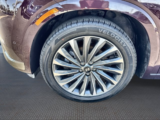 Used 2024 Red Hyundai Calligraphy image 19
