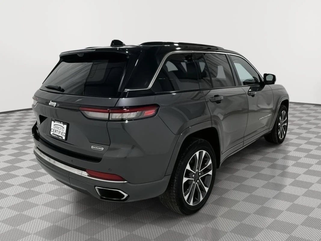 Used 2024 Gray Jeep Overland image 5