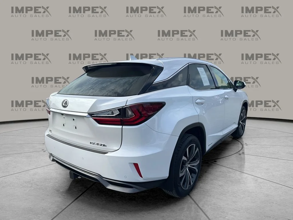Used 2018 White Lexus 450h image 5