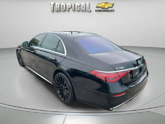 Used 2022 Black Mercedes-Benz S 580 image 6