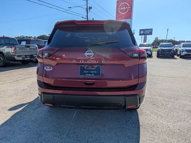 Used 2025 Red Nissan SV image 5