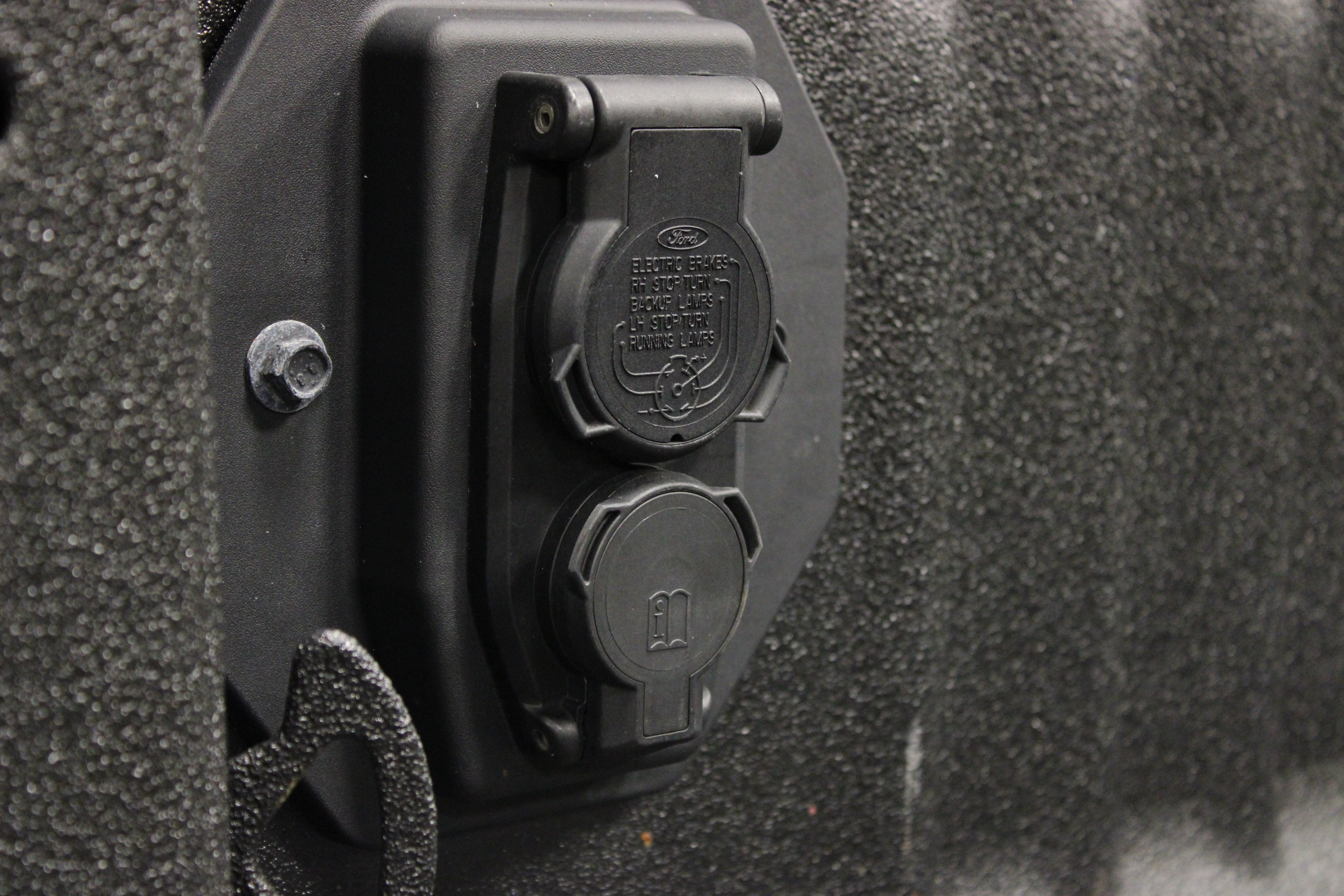 Used 2026 Agate Black Metallic Ford Platinum image 18
