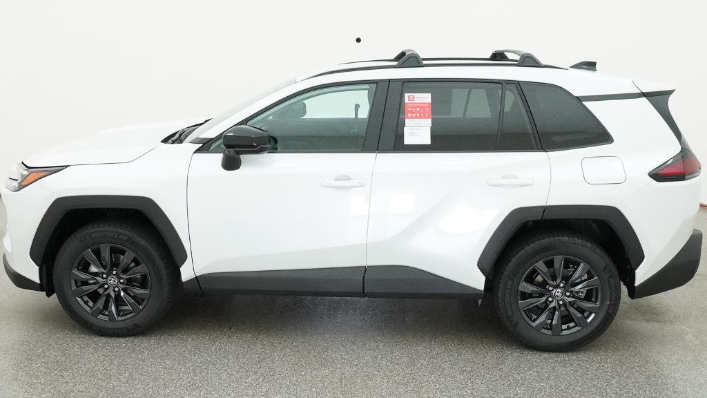 New 2026 Wind Chill Pearl Toyota XLE Premium image 21
