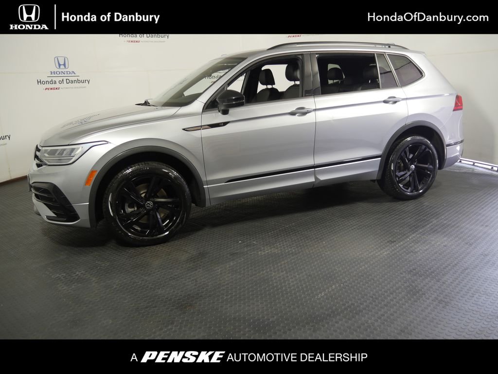 2023 Volkswagen Tiguan 2.0T SE R-Line Black 4Motion's photo