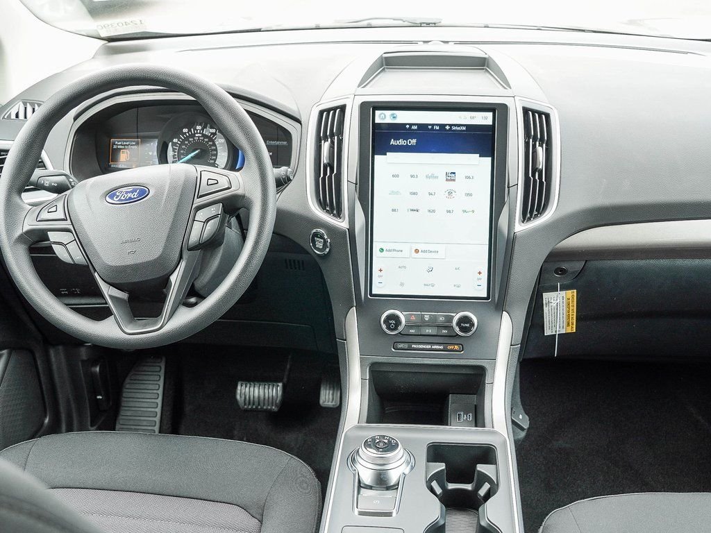 New 2024 Agate Black Metallic Ford SE image 12