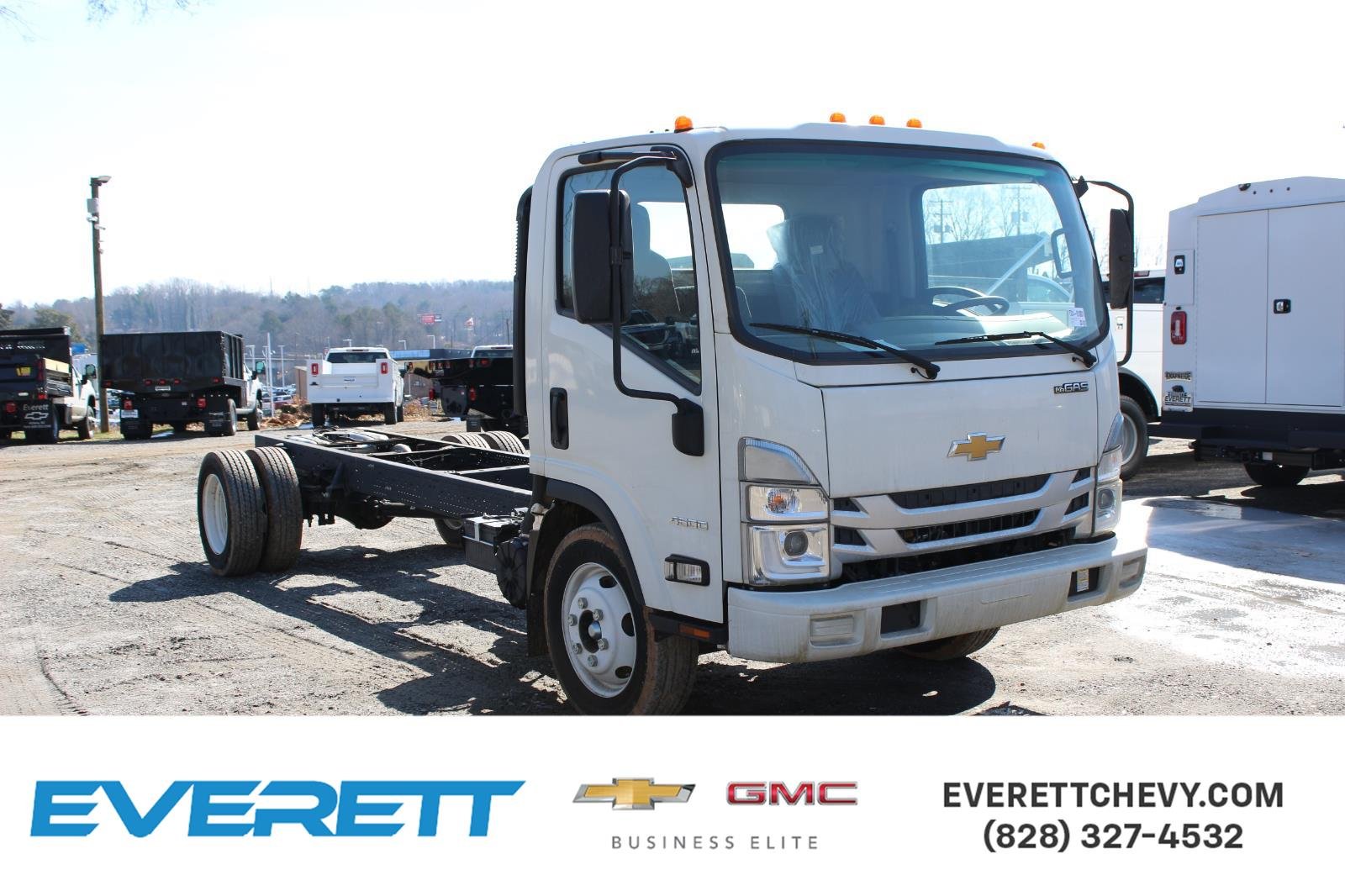 2024 Chevrolet Low Cab Forward Base