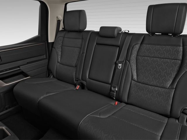 Used 2022 Wind Chill Pearl Toyota Limited image 11