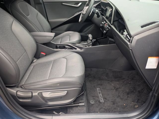 2025 Kia Niro SX Touring - Photo 30