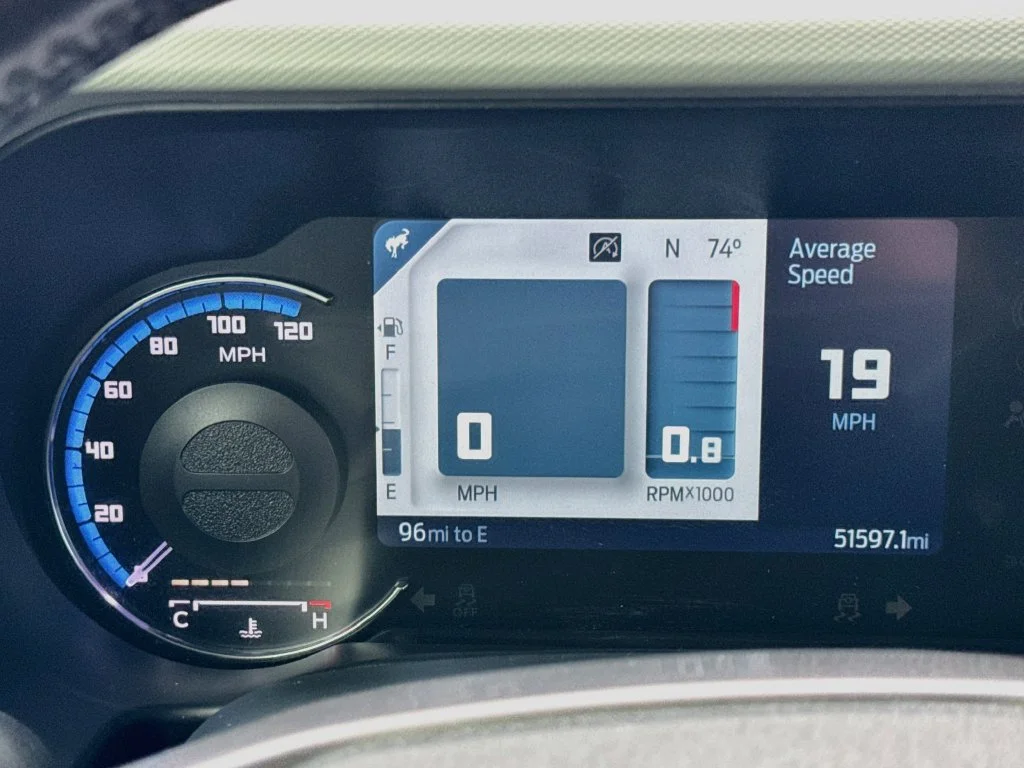 Used 2022 Gray Ford Badlands image 13