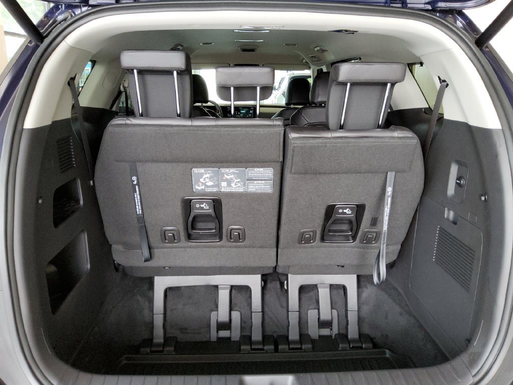 Used 2027 Blue Kia EX image 28