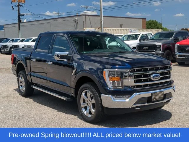 Used 2022 Blue Ford Lariat image 15