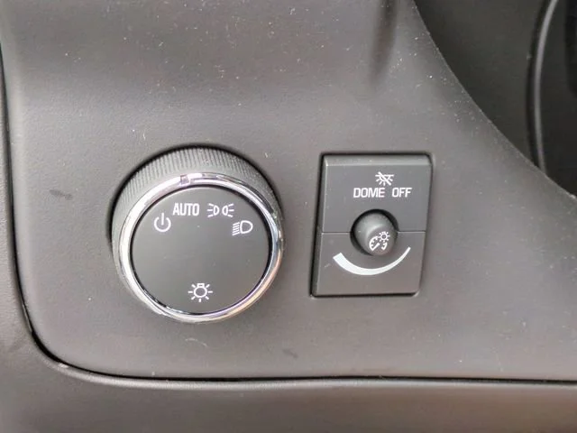New 2025 Summit White GMC 1WT image 19