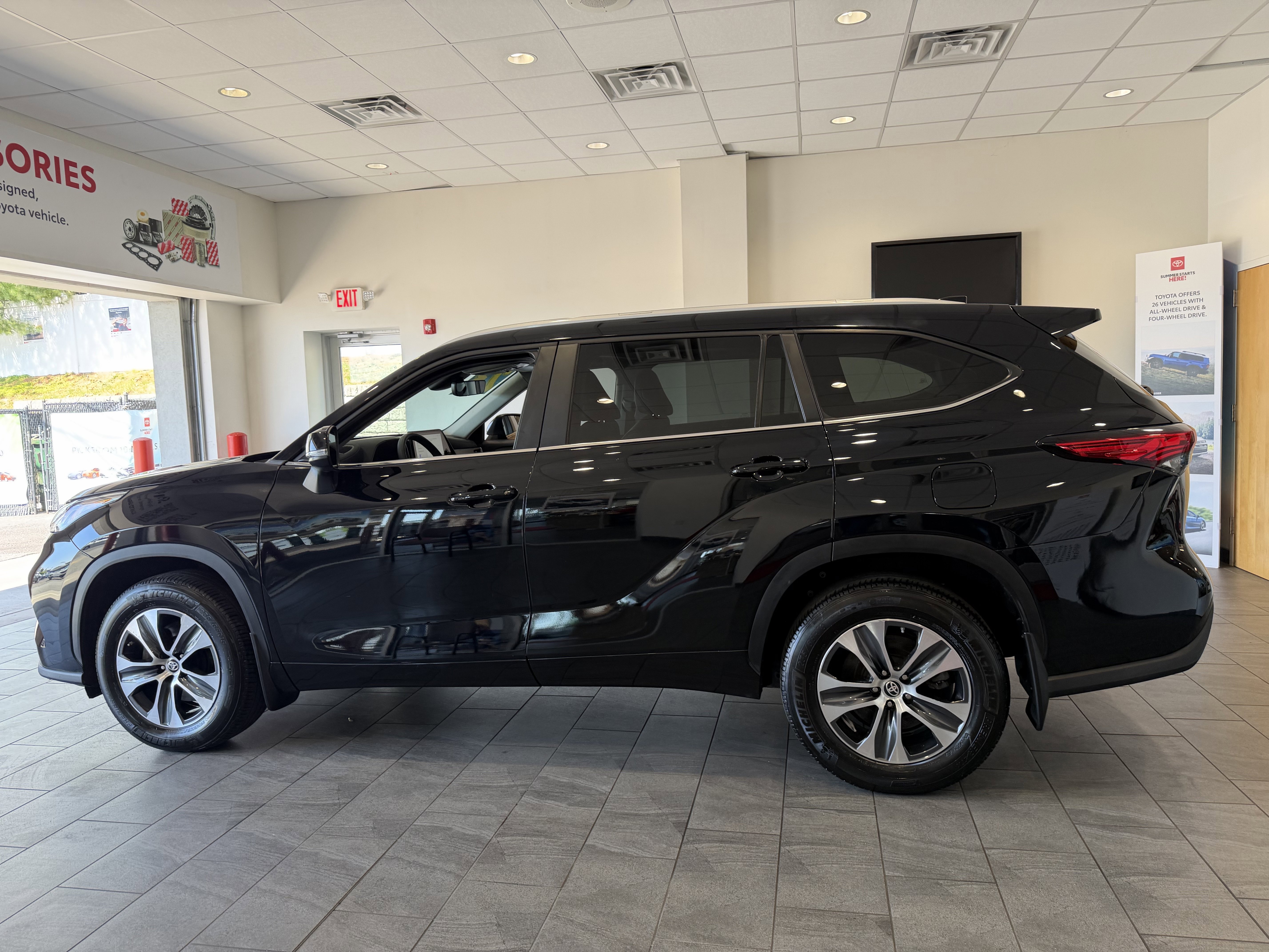 2023 Toyota Highlander XLE - Photo 54