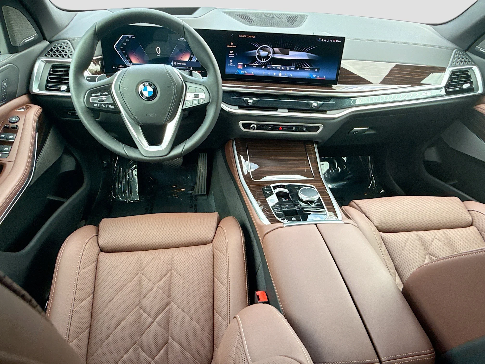 New 2026 Mineral White Metallic BMW sDrive40i image 16