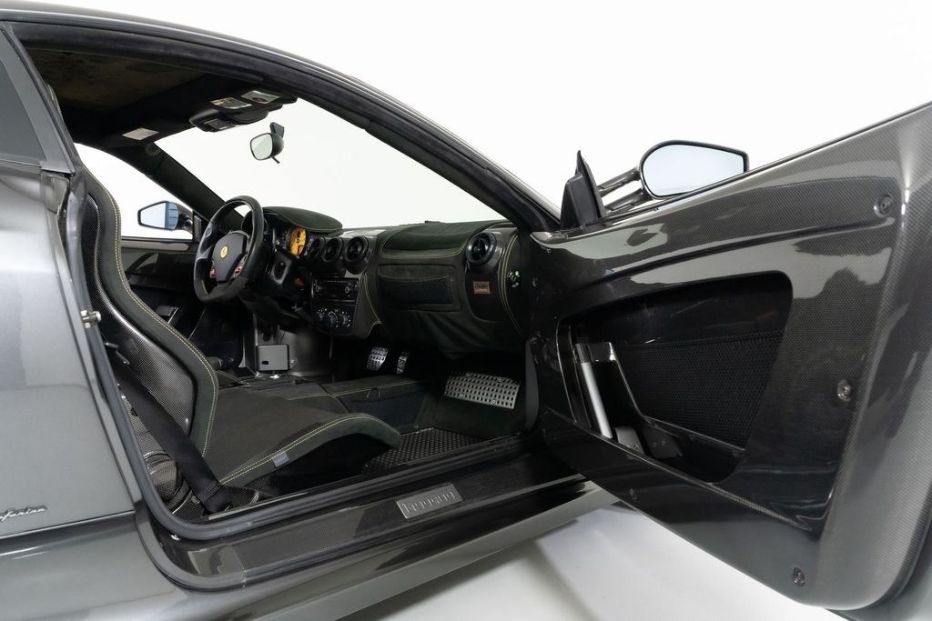 Used 2009 Gray Ferrari Scuderia image 31