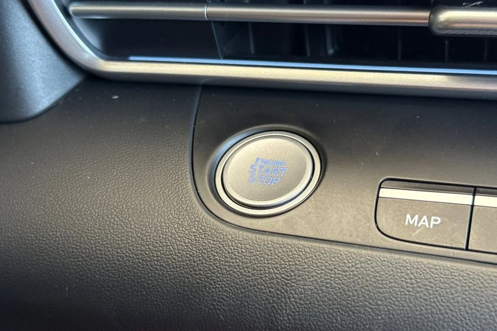 2025 Hyundai Elantra SEL - Photo 26