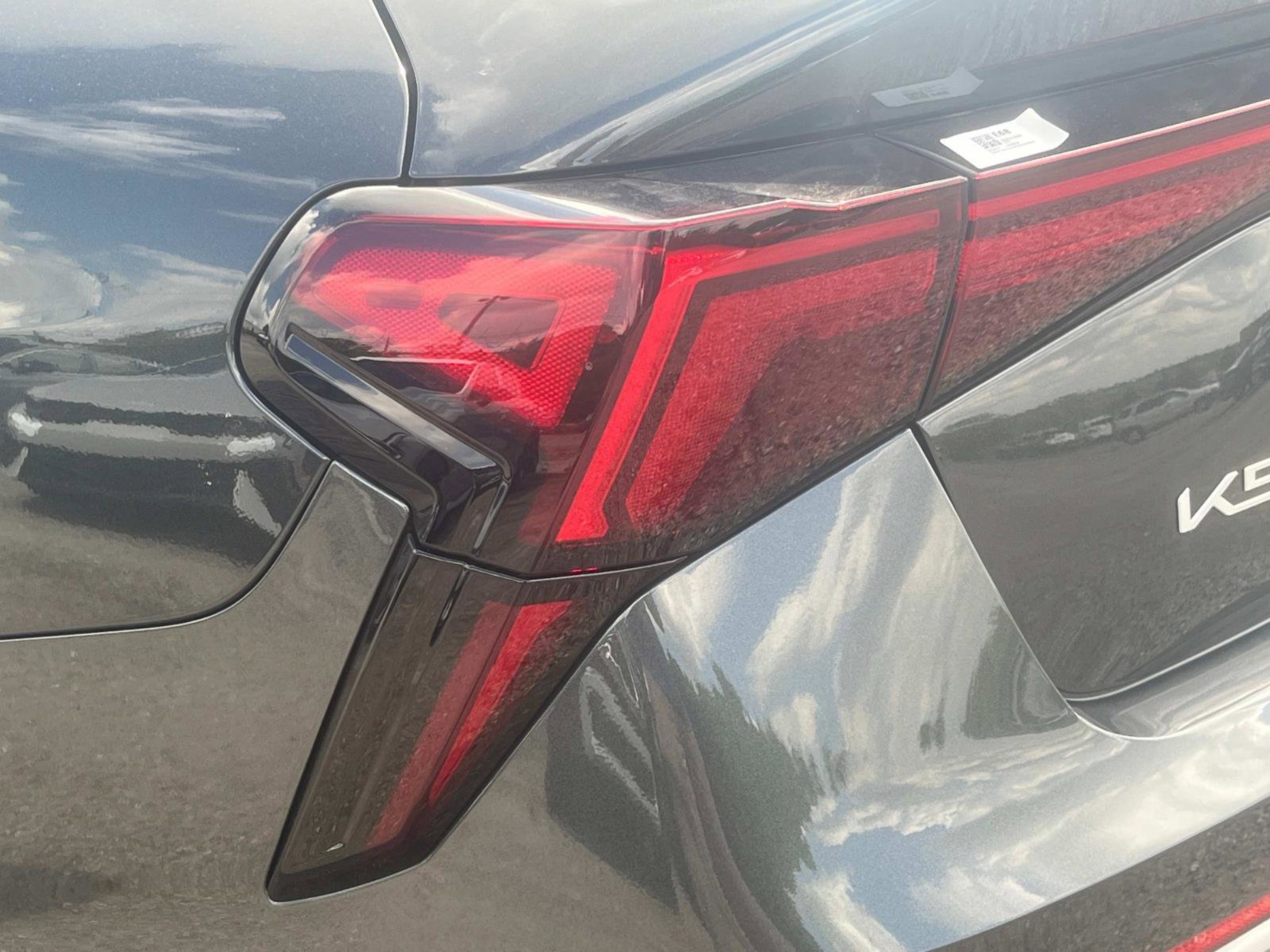 2025 Kia K5 EX - Photo 10
