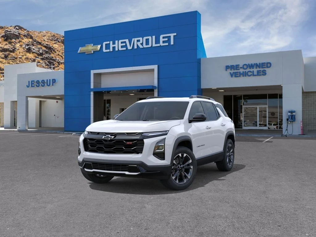 New 2027 Polar White Tricoat Chevrolet FWD RS image 8