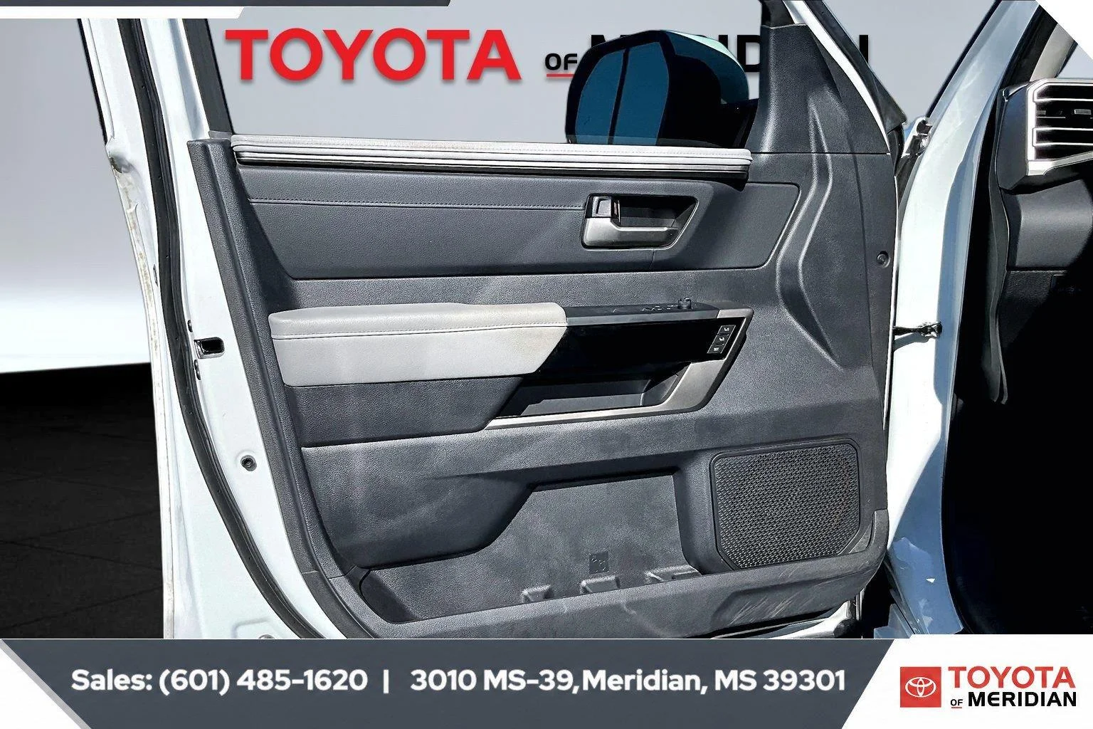 Used 2024 Ice Cap Toyota Limited image 17
