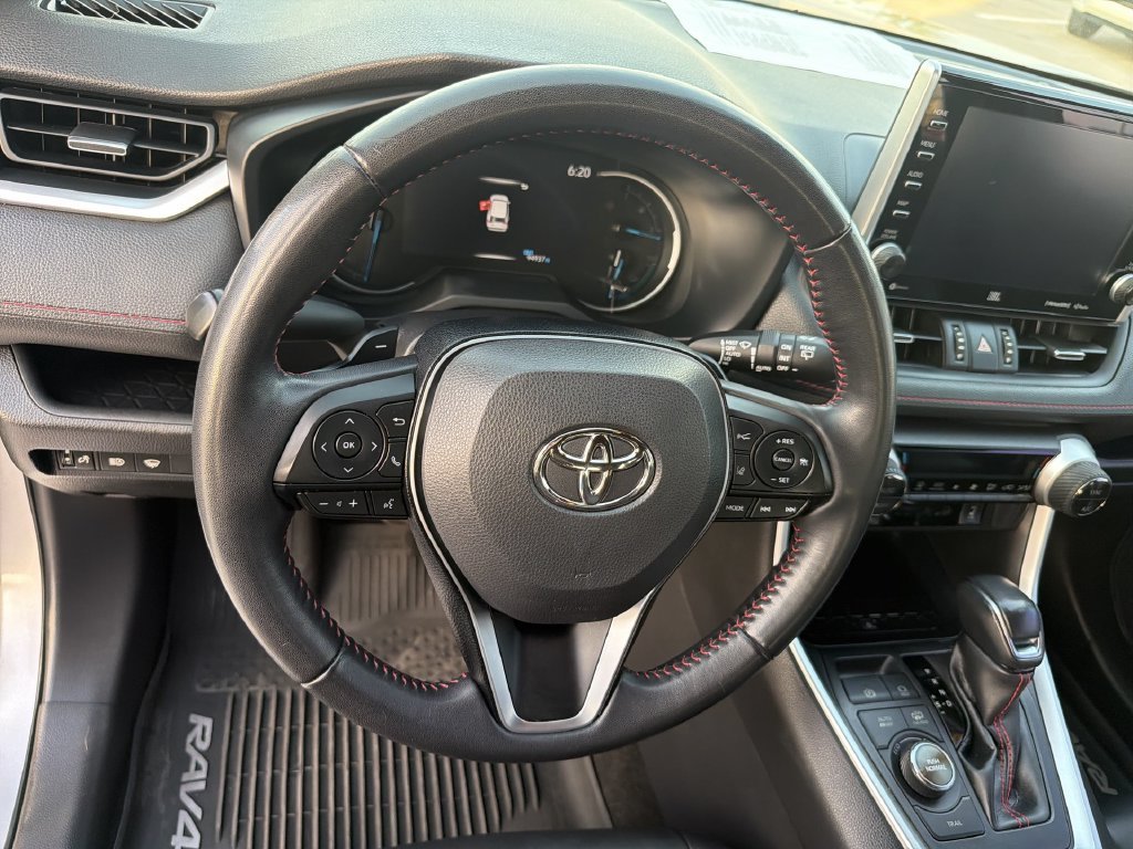 2021 Toyota RAV4 XSE - Photo 16