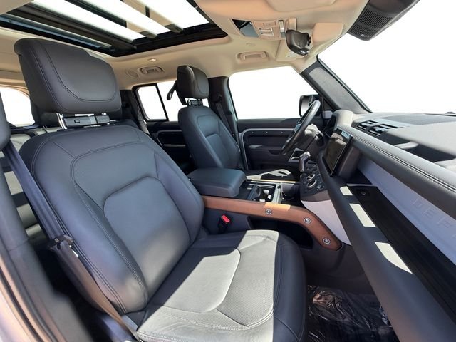 Certified Used 2023 Silver Land Rover SE image 16