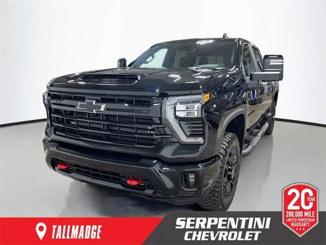 New Chevy Silverado HD Trucks for Sale in Tallmadge, OH