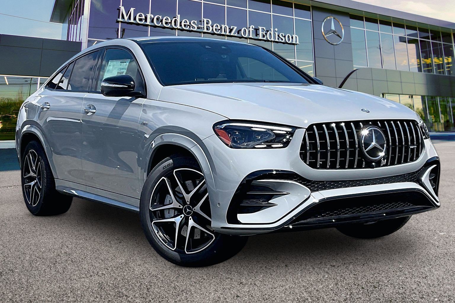 New 2026 MANUFAKTUR Alpine Grey Mercedes-Benz AMG® GLE 53 4MATIC+ Coupe image 15