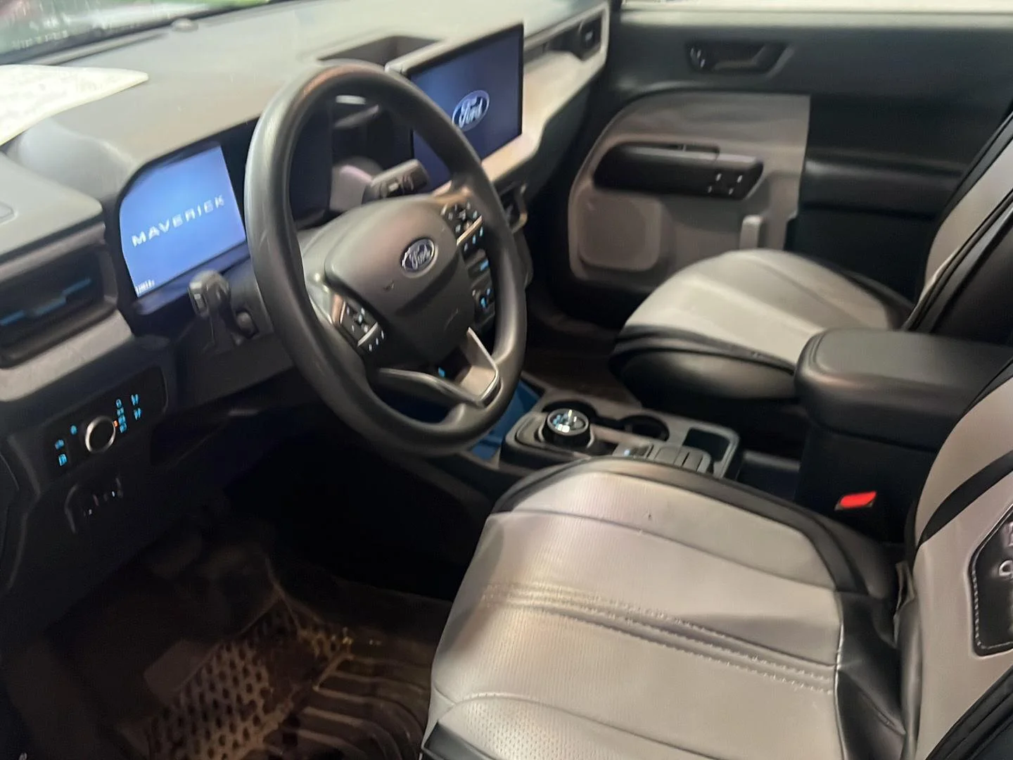 Used 2025 Eruption Green Ford XLT image 16