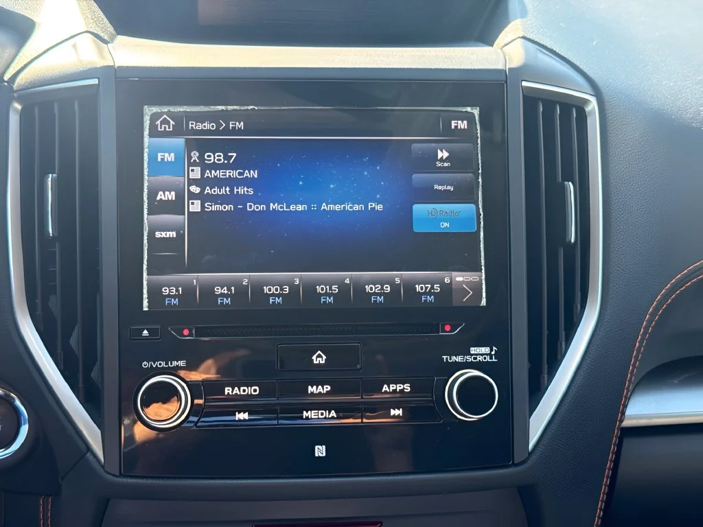 Used 2018 Silver Subaru 2.0i Limited image 17