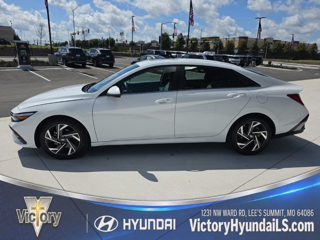 Used 2025 Hyundai Elantra SEL with VIN KMHLS4DG1SU893650 for sale in Kansas City